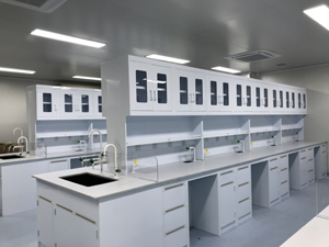 PP中（zhōng）央（yāng）實驗台