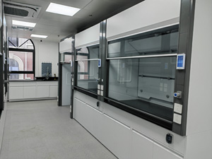 全鋼台式通風櫃02